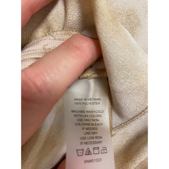 Vince Camuto NWT Women's Lg Blouse Tunic Tie Dye Spring Safari Wrap Style V-Neck - Picture 3 of 12